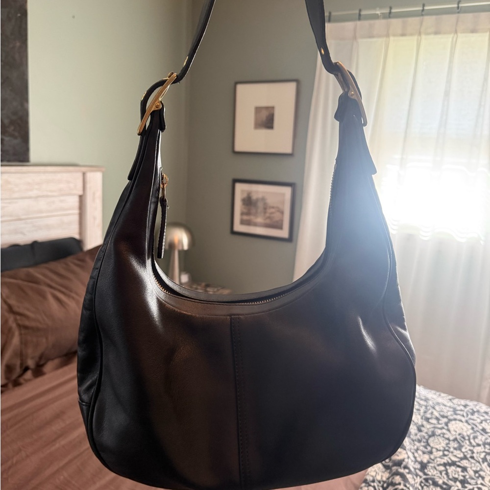 HTF! Vintage COACH legacy Zoe black hobo shoulder bag
